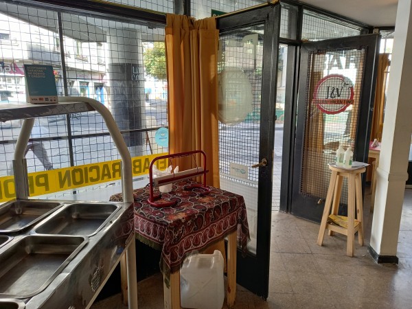 VENDO LOCAL COMERCIAL EN EL CENTRO DE CORDOBA 