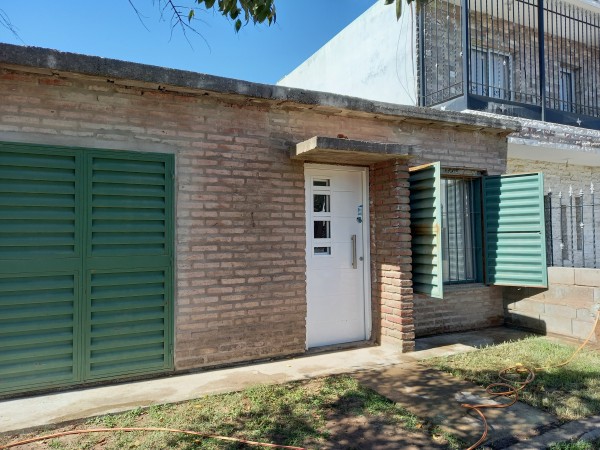 CASA A TERMINAR EN BARRIO CERRADO, VILLA ESQUIU 