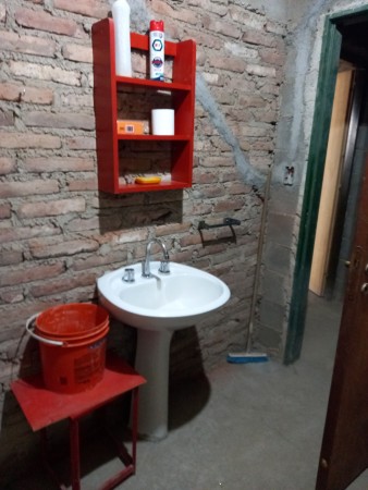 CASA A TERMINAR EN BARRIO CERRADO, VILLA ESQUIU 