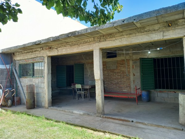 CASA A TERMINAR EN BARRIO CERRADO, VILLA ESQUIU 