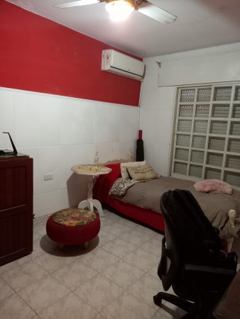 HERMOSA CASA EN VENTA 3DORM. BARRIO SANTA CLARA DE ASIS