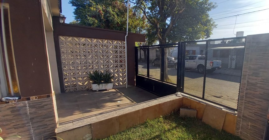 CASA 3DORM EN VENTA EN B° LOS GIGANTES