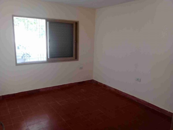 CASA EN VENTA 3 DORM. BARRIO JOSE HERNANDEZ