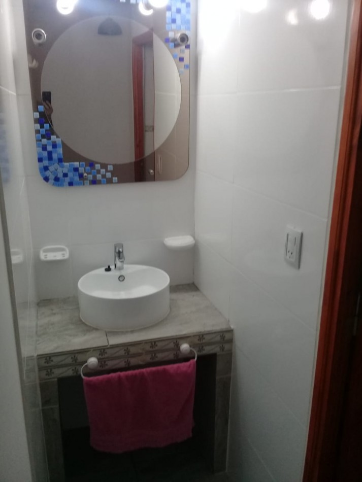 VENDO CASA CONSTRUCCION EN SECO 3 DORM, EN B° CON SEGURIDAD!!!!!