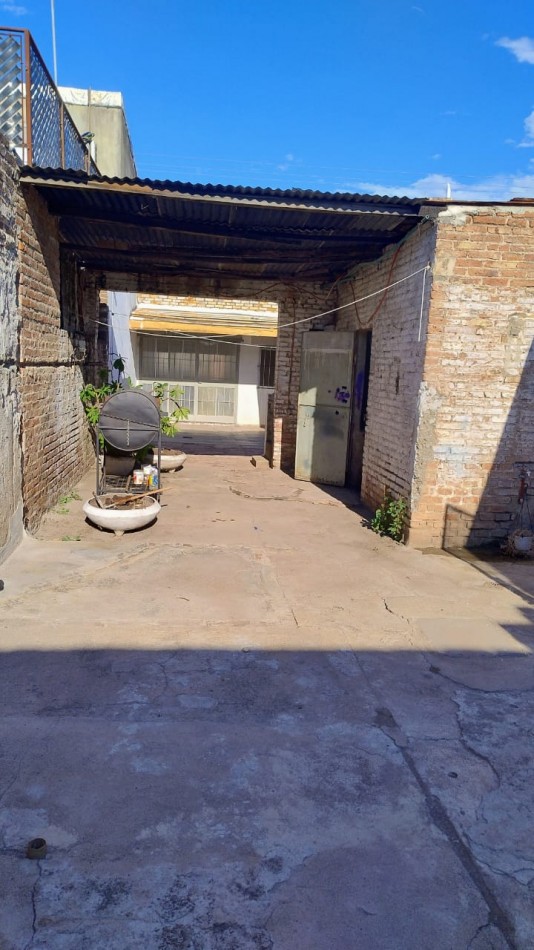 CASA + DPTO EN VENTA EN B° YOFRE NORTE, APTA CREDITO. EXCELENTE UBICACION Y OPORTUNIDAD!!!!!