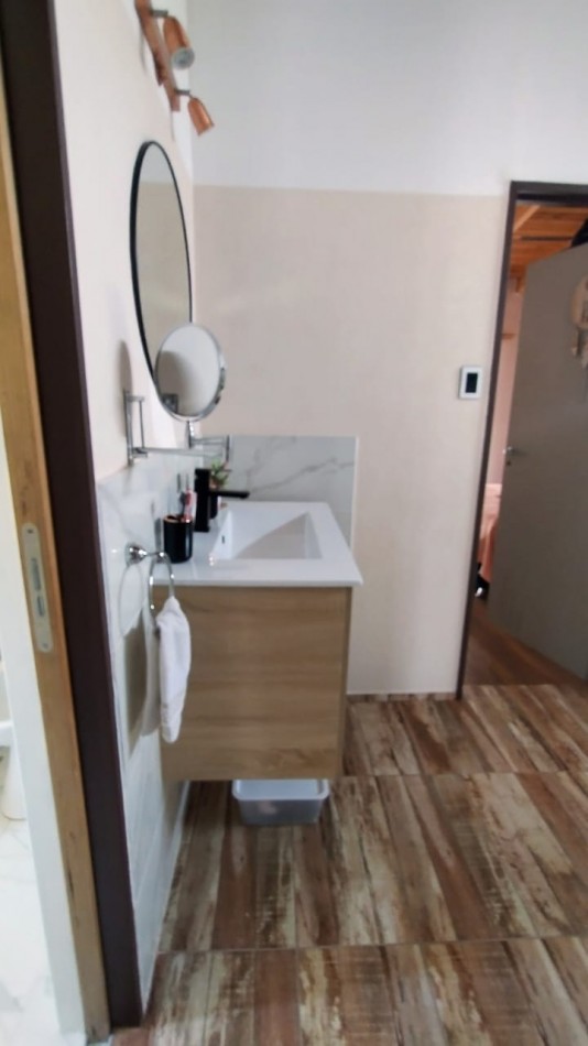 VENDO CASA 3 DORM C/PILETA EN B°CON SEGURIDAD VILLA ESQUIU!!!!!