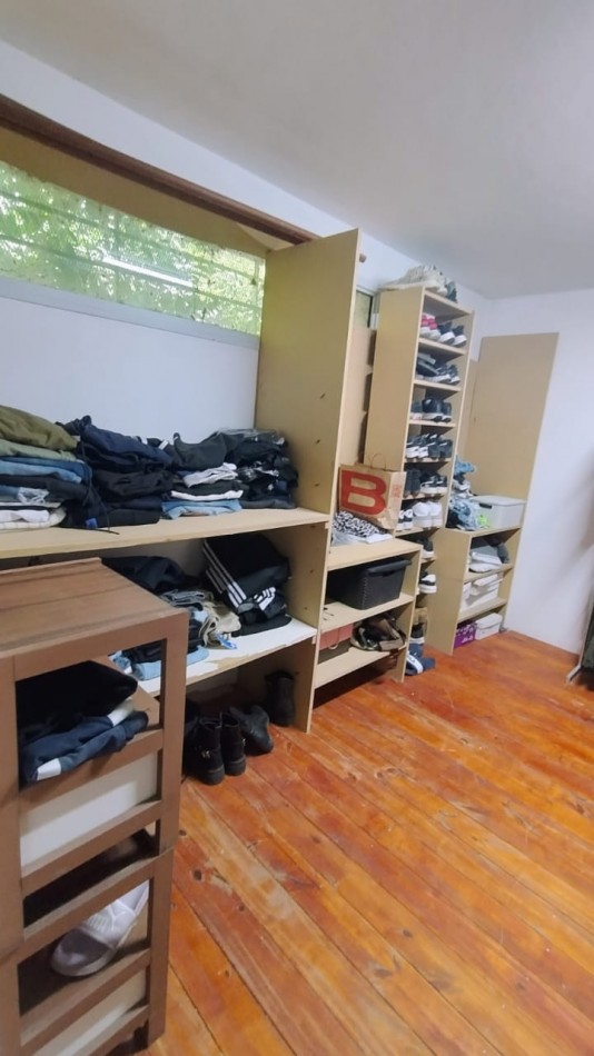 HERMOSA PROPIEDAD EN VENTA 2 DORM. EN BARRIO CON SEGURIDAD. VILLA ESQUIU!!!!