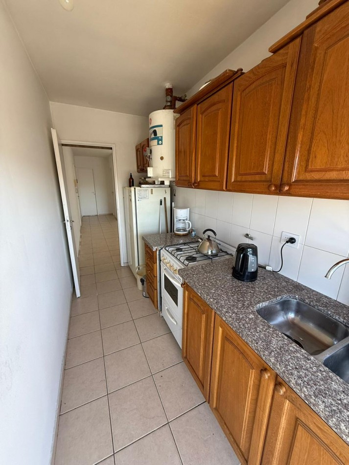 OFICINA EN ALQUILER PLANTA ALTA SOBRE RECTA MARTINOLLI