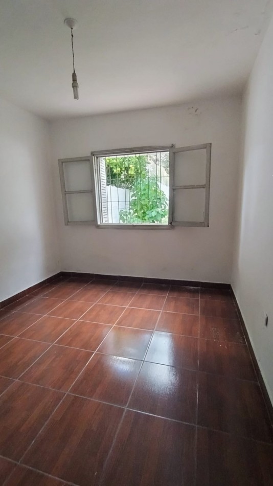 VENDO CASA 2 DORM. B° MARQUEZ DE SOBREMONTES!!!
