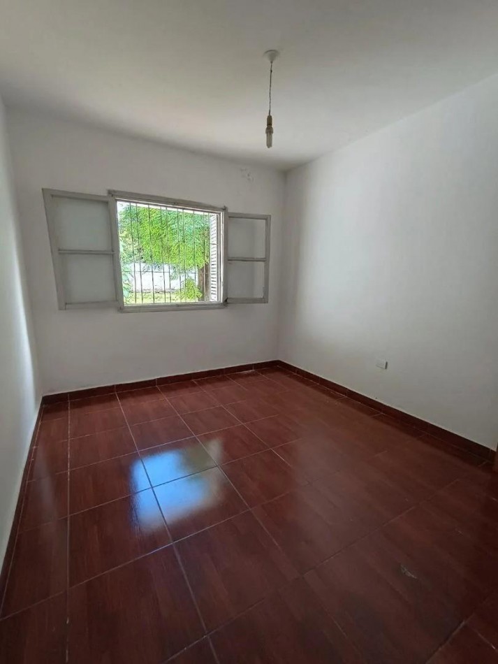 VENDO CASA 2 DORM. B° MARQUEZ DE SOBREMONTES!!!