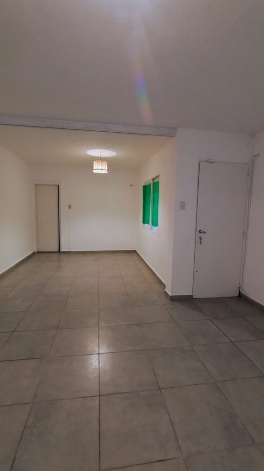 HERMOSA CASA EN ALQUILER 3 DORM. B° CENTRO AMERICA!!!