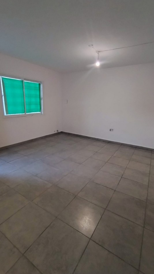 HERMOSA CASA EN ALQUILER 3 DORM. B° CENTRO AMERICA!!!