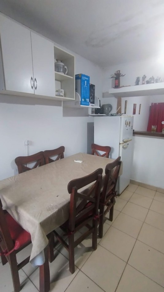 ALQUILO CASA 2 DORM. A METROS DE BULNES!!!