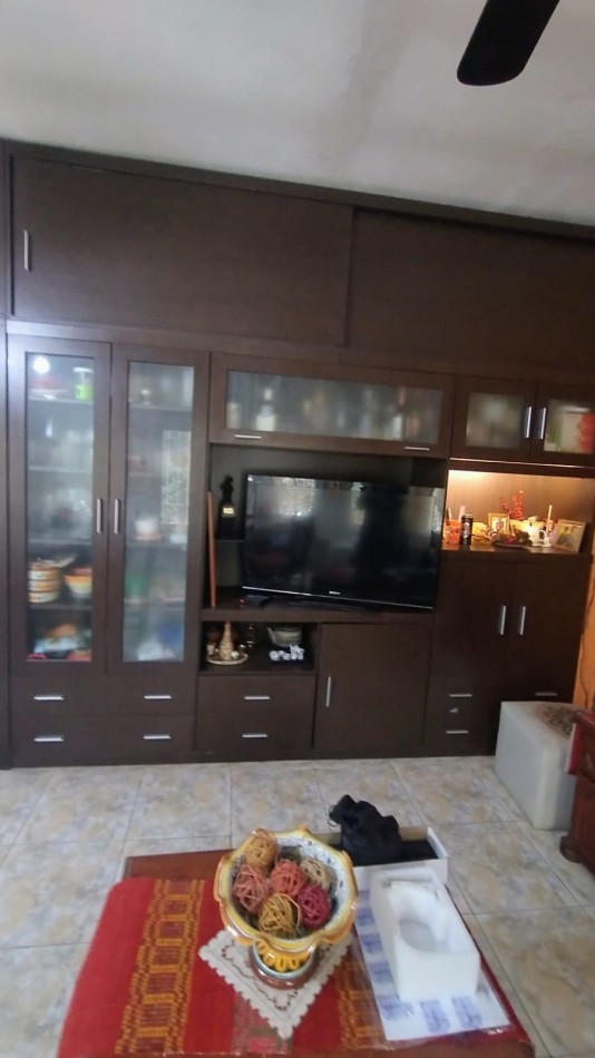 CASA + DPTO 4 DORM B° GRAL BUSTOS EXCELENTE OPORTUNIDAD!!!!