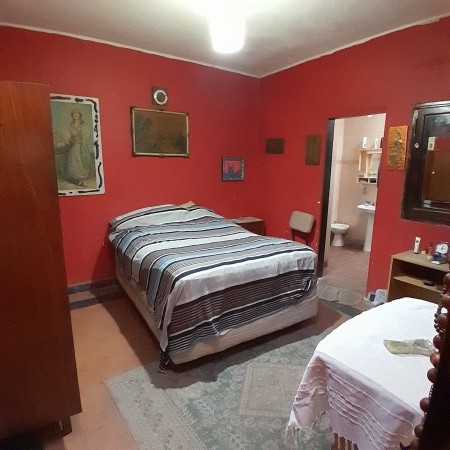 VENDO CASA +DPTO EN B°PANAMERICANO