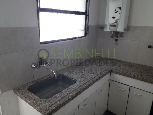 DPTO EN VENTA PLANTA BAJA 2 DORM. EN ALTO ALBERDI