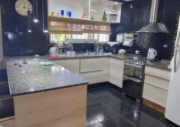 VENDO CASA 3 DORM C/PILETA EN B°CON SEGURIDAD VILLA ESQUIU!!!!!